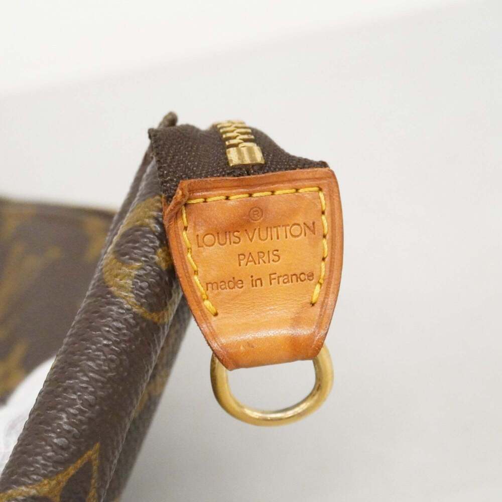 LOUIS VUITTON Brown Monogram Pochette Pouch - Picture 5 of 8